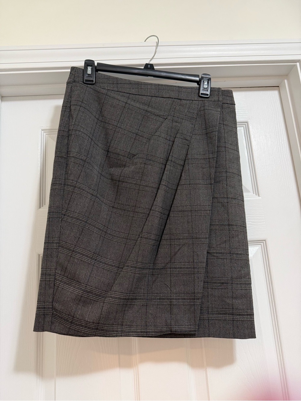 New York & Company Charcoal Plaid Pencil Skirt